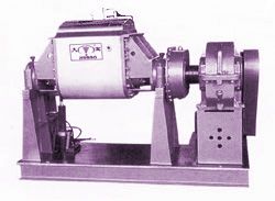 ZNH-100 真空捏合机图?></a></div>    <span style=