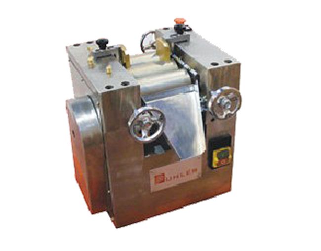 PTR 65C 实验型三辊研磨机图片