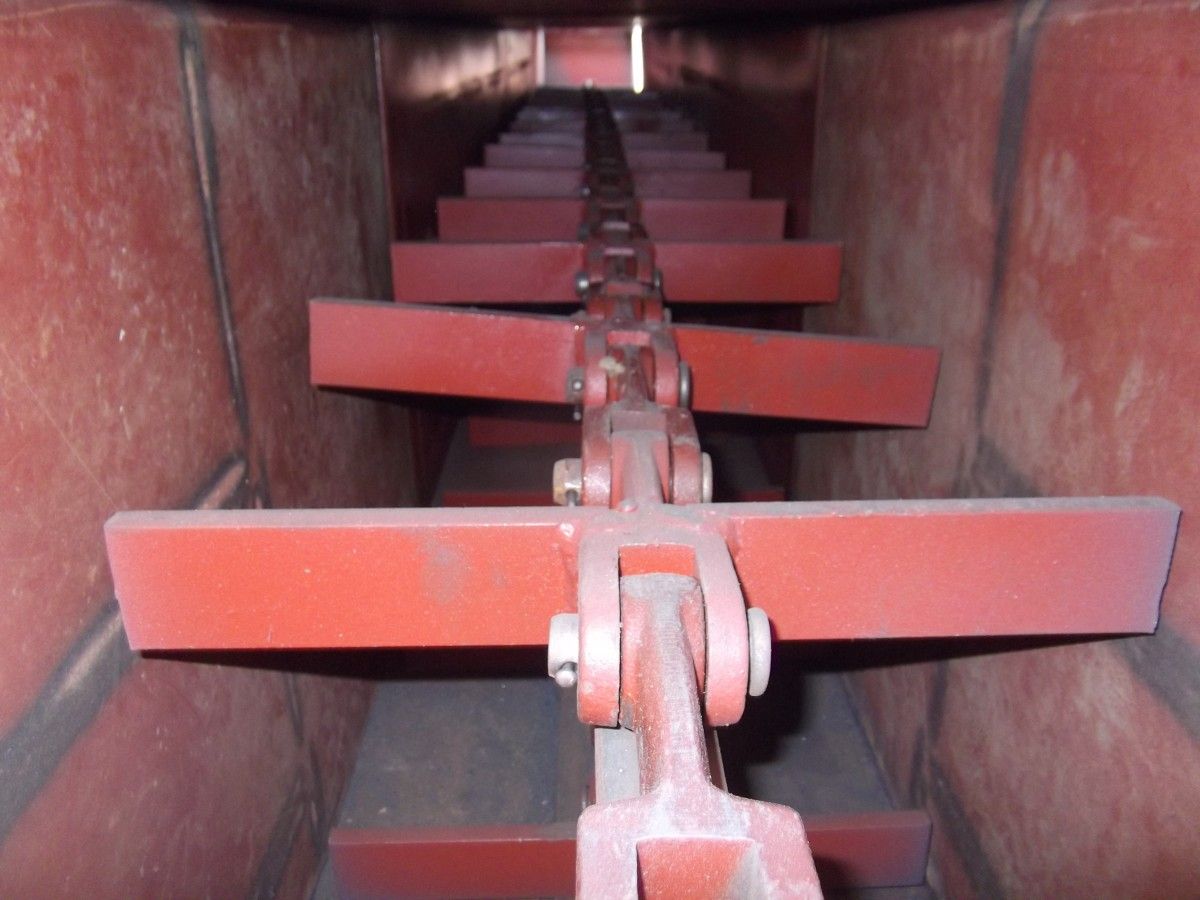 刮板输送机图片