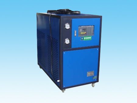 箱式冷水机图?></a></div>    <span style=