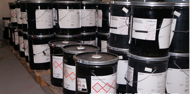 路博�?1000超分散剂图片