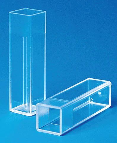 BRAND<sup>?</sup> macro-cuvette