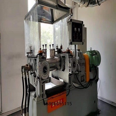 10寸实验型小开炼机XK250图片