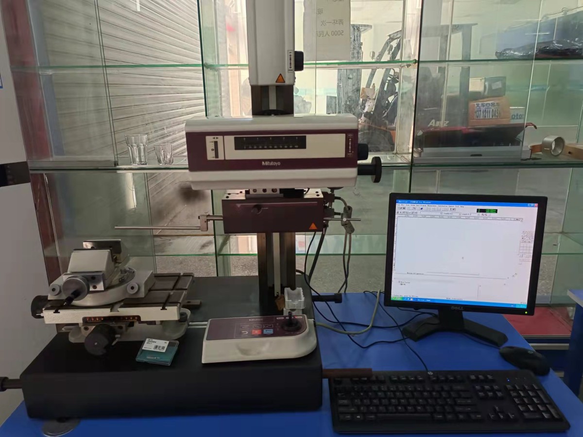 三丰CV-3100轮廓测量仪图片