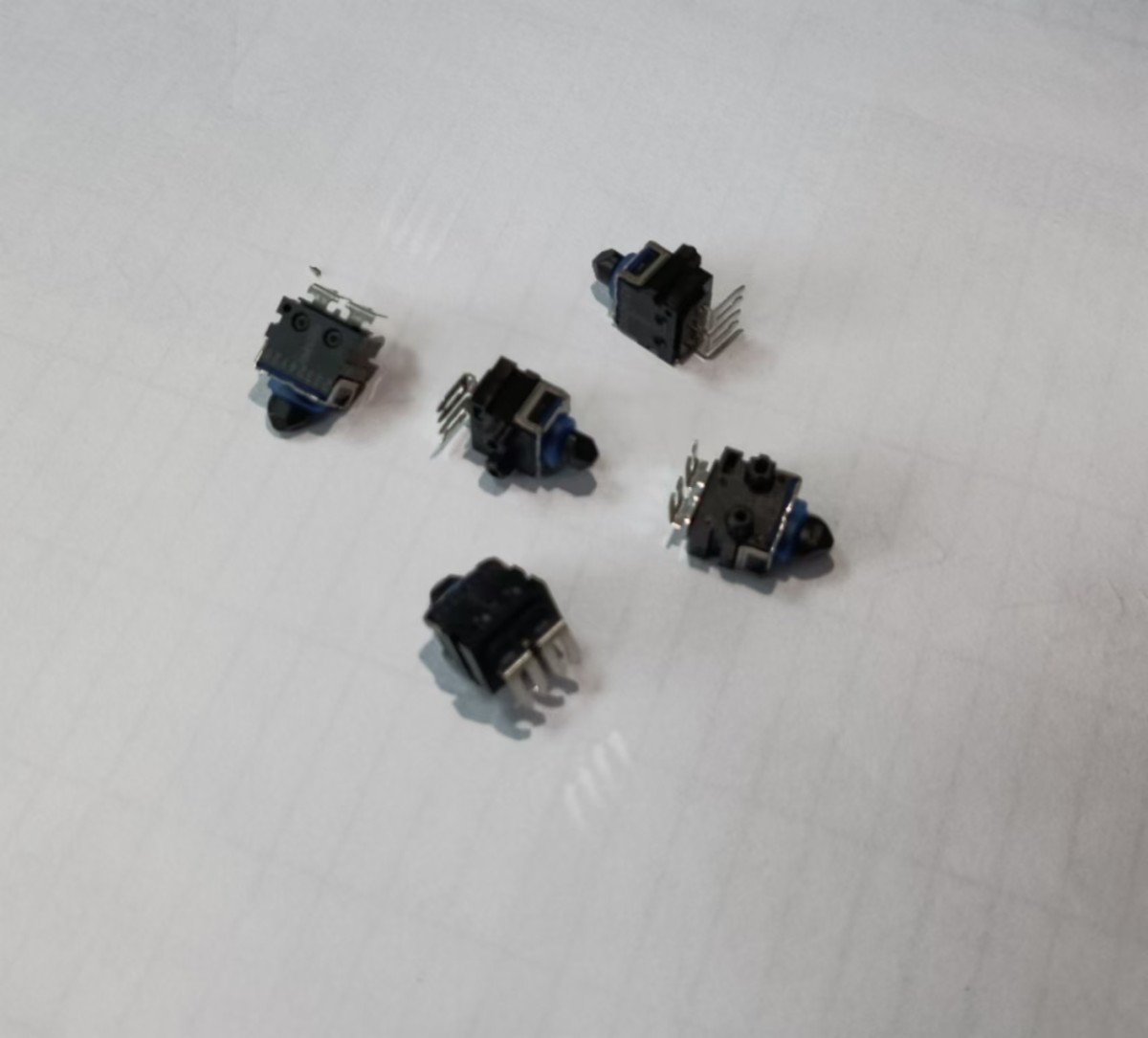 欧姆龙D2EW-B03L图片