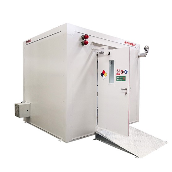 步入式户外暂存柜图片